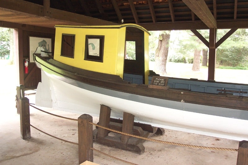 barge