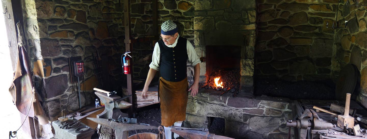 Volunteers at Pennsbury Manor