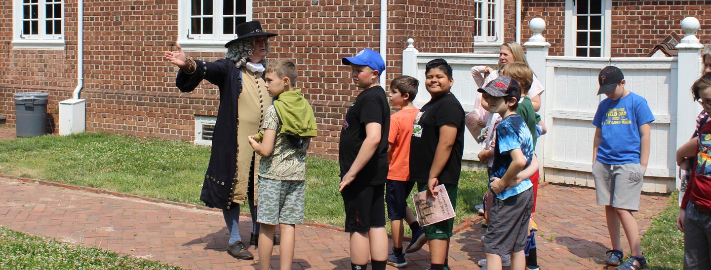 Students at the manor with William Penn