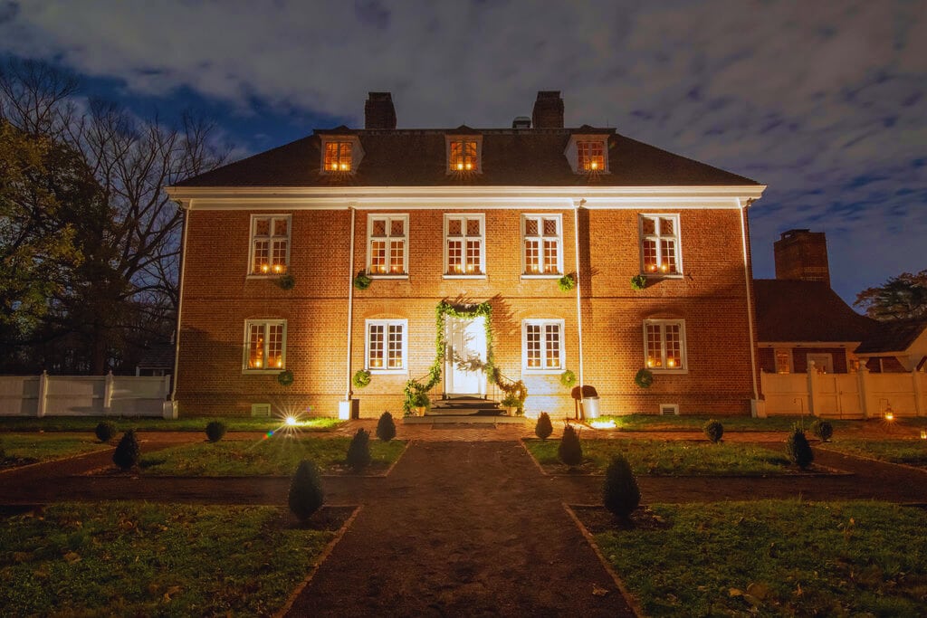 Holly Nights 2022 Edited